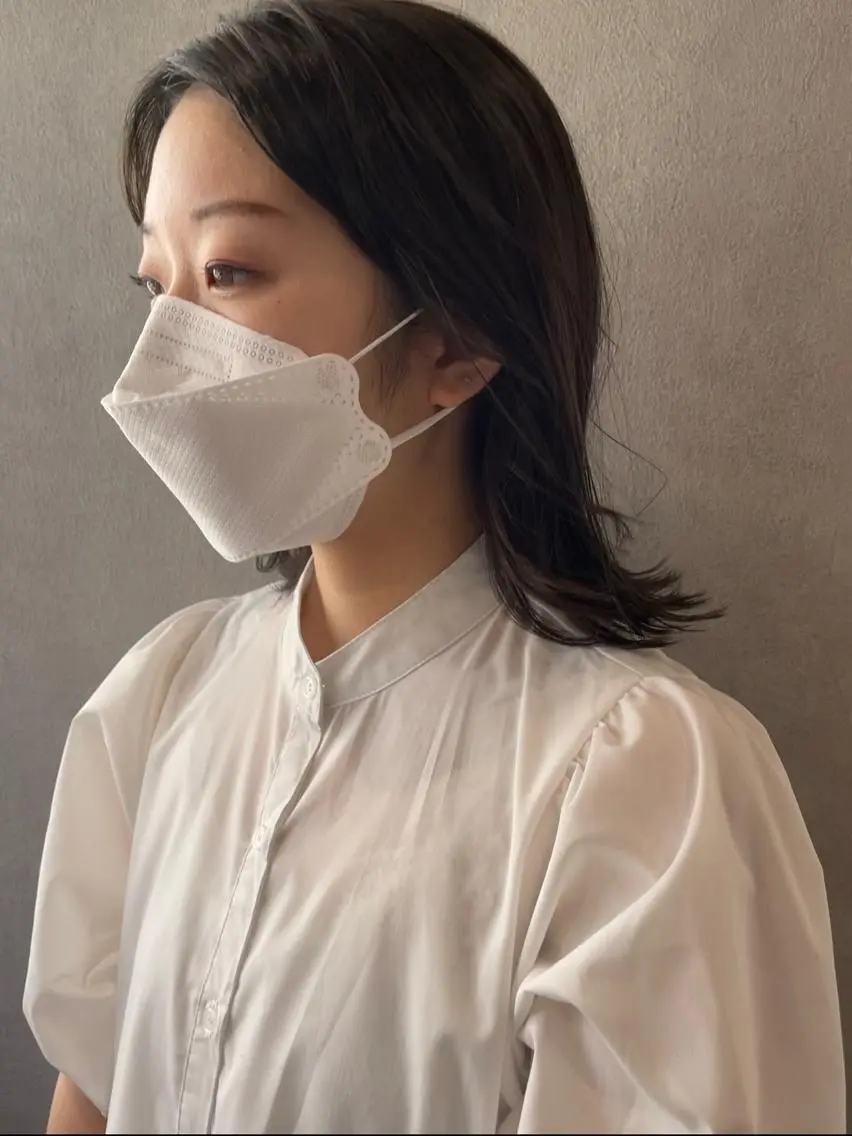 セミロング カラー 透明感カラー オリーブグレー オレンジ ヘアカラー トリートメント ナチュラル透明感🌱 小山美樹子のヘアスタイル