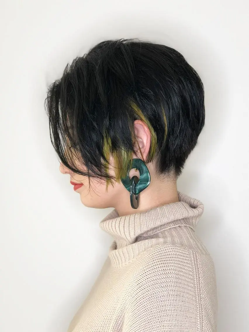ショート カット ヘアカラー 鈴木 マサアキのヘアスタイル
