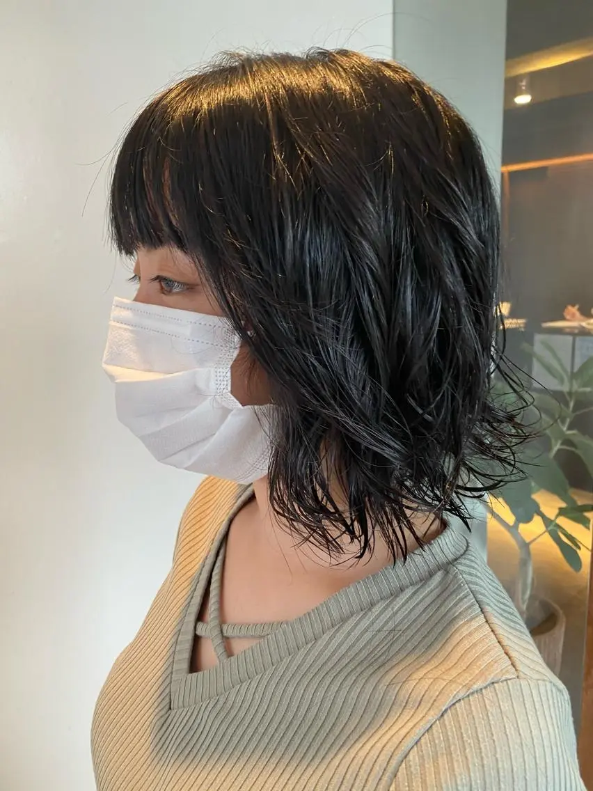 ミディアム パーマ カット ヘアカラー トリートメント 中井 一葉のヘアスタイル