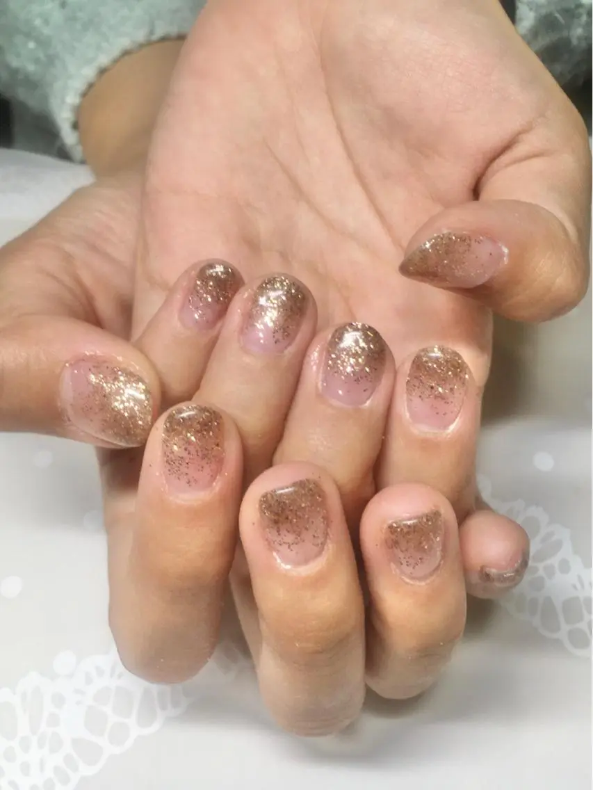 ネイル 新宿ネイルサロン ジェミディローサのネイルデザイン