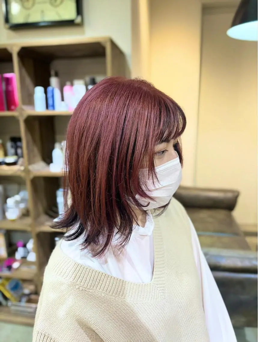 ミディアム 顔まわりレイヤー レイヤーカット beleefric 🩵チセのヘアスタイル