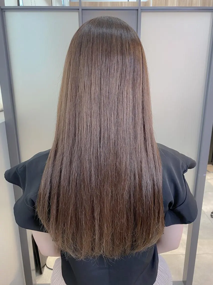 セミロング カラー グレージュ ミルクティーグレージュ トリートメント カット ヘアカラー トリートメント 【透明感、艶髪】西村 有司のヘアスタイル