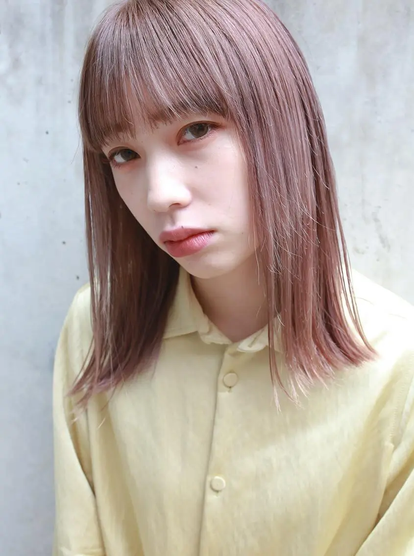 ミディアム ブリーチカラーが人気 onnuのヘアスタイル