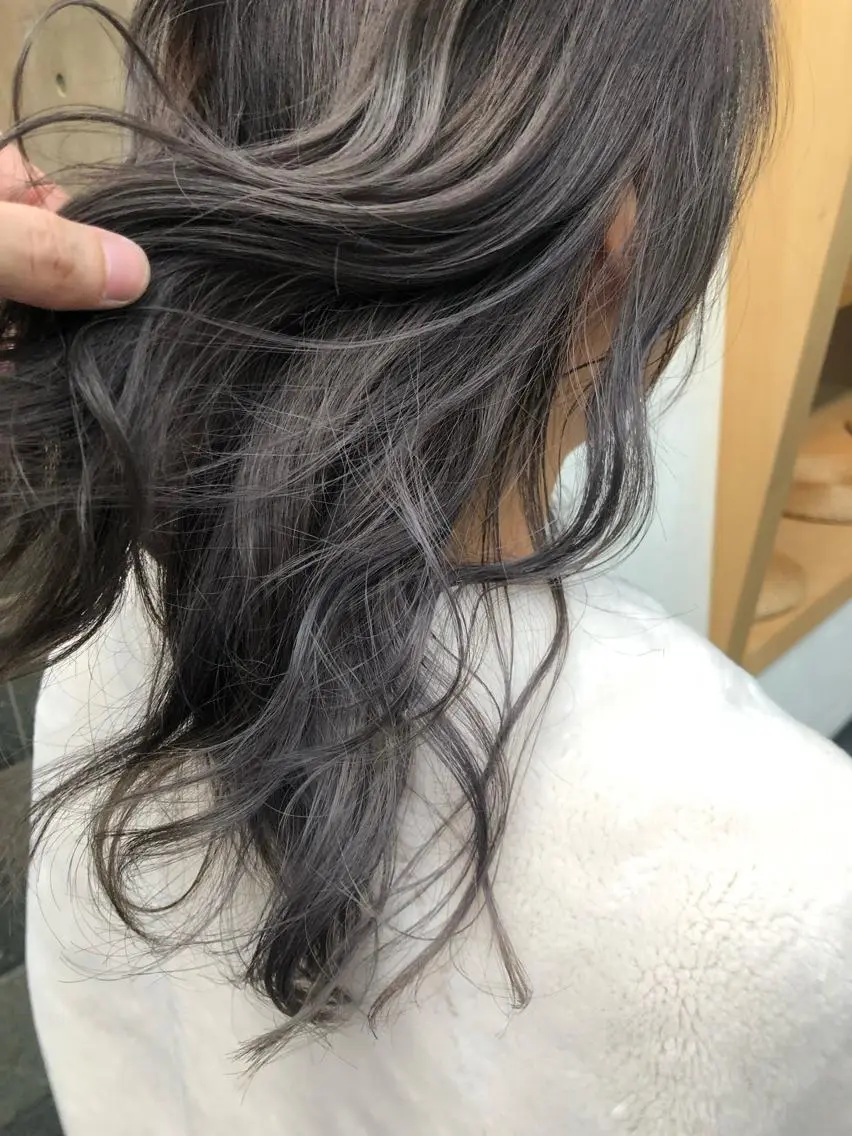 ミディアム カラー カット ヘアカラー トリートメント 原宿サロン代表 デザインカラー伊藤卓のヘアスタイル