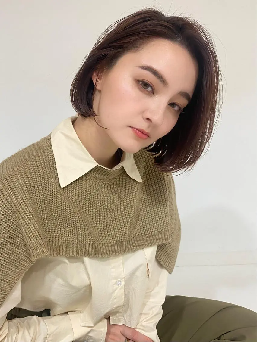 ショート ボブ トリートメント 小顔レイヤー/ ベージュ🤍Rieのヘアスタイル