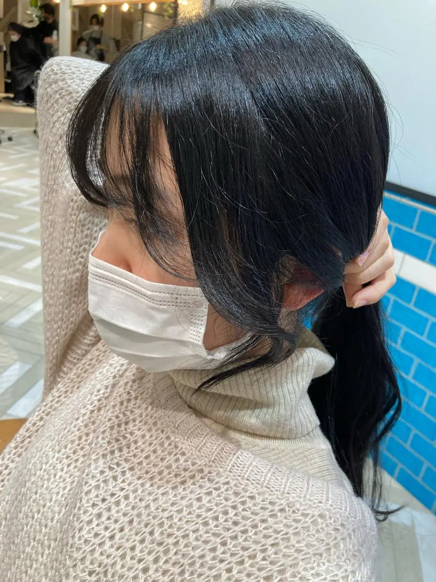 ロング 顔まわりレイヤー ヨシンモリ 韓国風ヘア レイヤーカット おくれ毛 レイヤー/ミディアム /ボブ/新宿のヘアスタイル