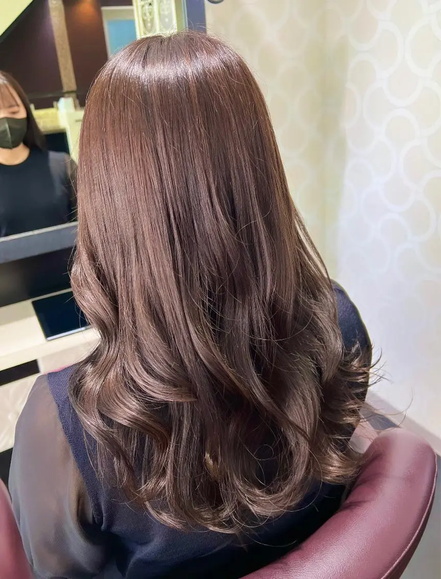 ロング カラー ベージュカラー ブラウンカラー ショコラグレージュ チョコレートブラウン ココアベージュ カット ヘアカラー トリートメント 艶髪 ♡Tomiyaのヘアスタイル