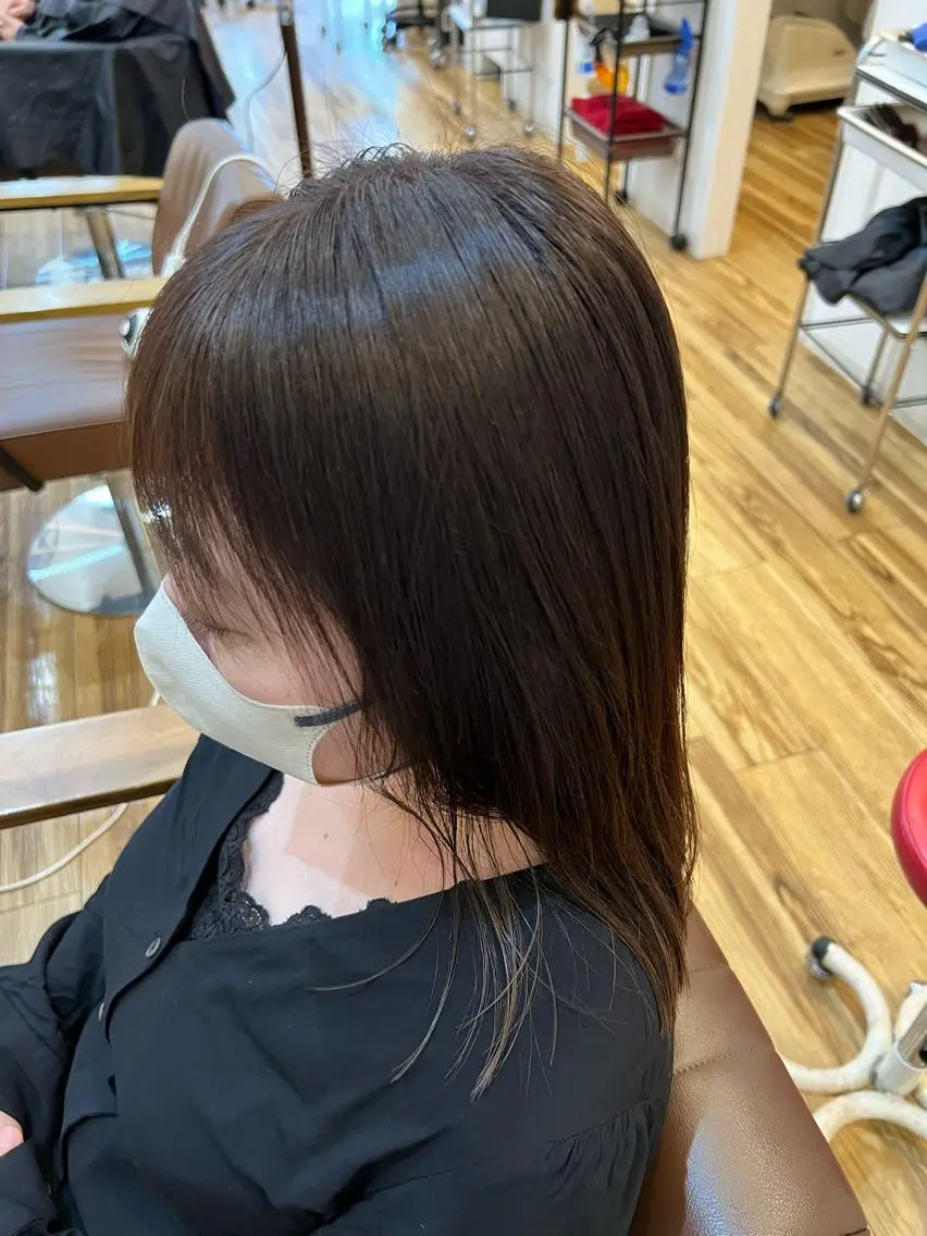 セミロング カラー 🐰ハイトーンカラー 畠山　渡🐰のヘアスタイル