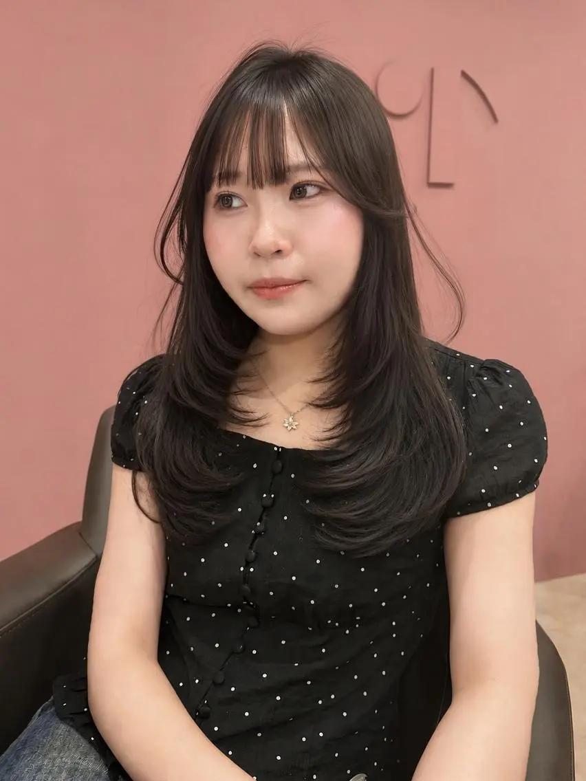 ミディアム 韓国風ヘア レイヤーカット 透明感カラー♡ 原宿美容室¦Rinaのヘアスタイル