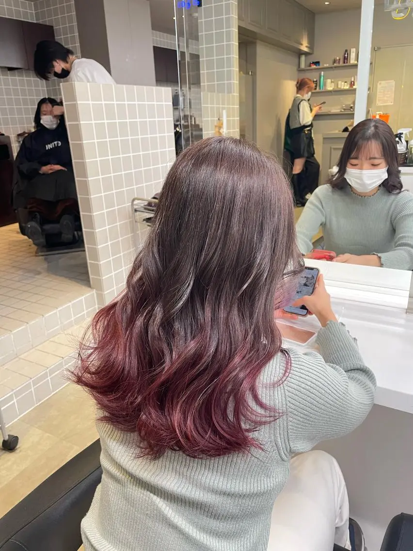 ミディアム カラー パーマ ヘアアレンジ メンズ キッズ ネイル マツエク・マツパ アイブロウ 🦋縮毛/韓国レイヤ ー/透明感カラー🦋のヘアスタイル