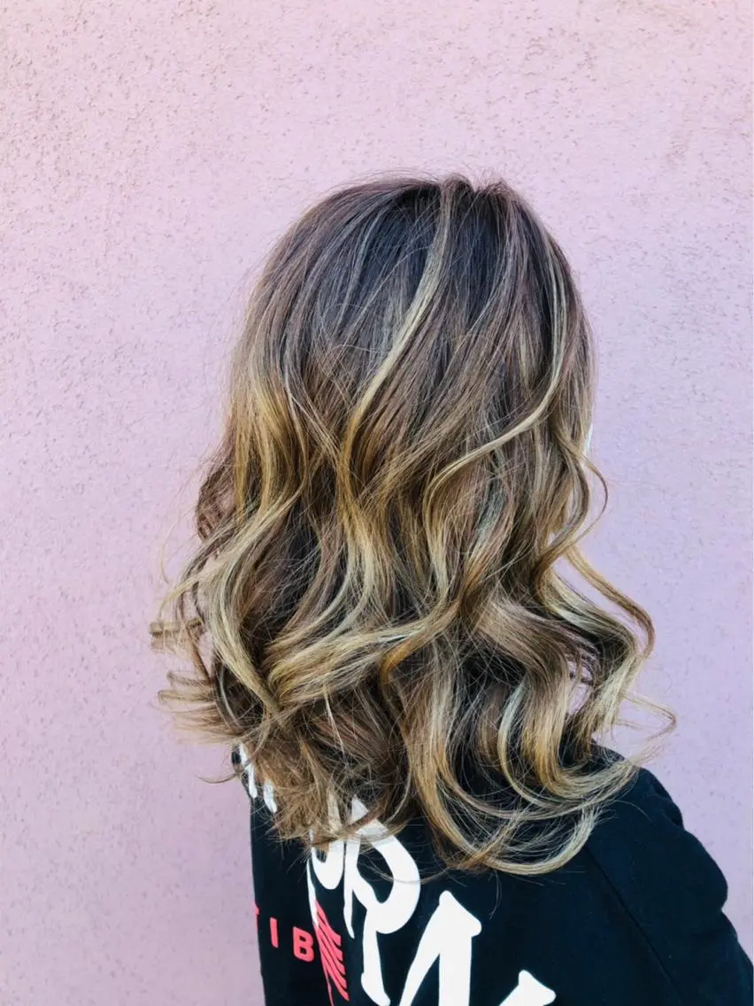 ミディアム 🫧Kaori 🫧のヘアスタイル