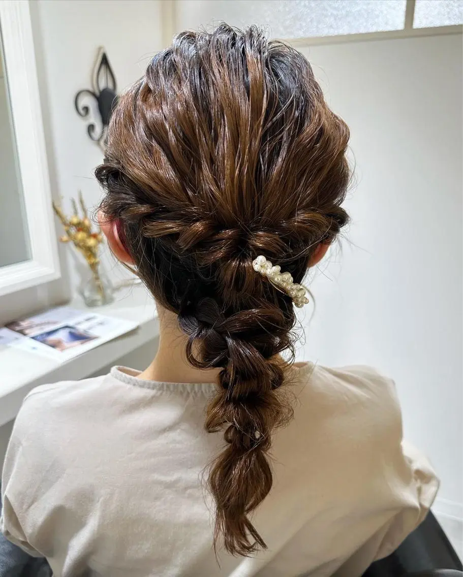 セミロング ヘアセット 荒木 ひろかのヘアスタイル