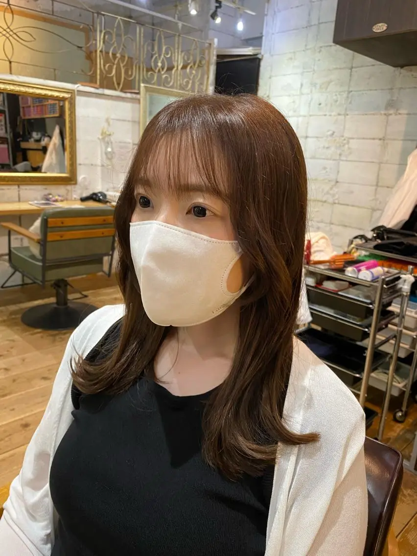セミロング カラー くびれヘア 顔周りカット 小顔カット 【韓国レイヤー特化 ハッシュカット】のヘアスタイル
