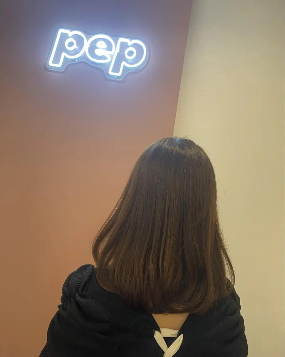 セミロング カラー カット ヘアカラー pep natsumiのヘアスタイル
