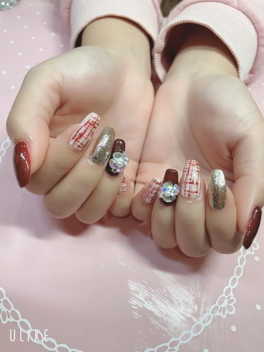 ミディアム ネイル アートネイル 《LB》ラブリエ Nail&eyeのマツエク・マツパデザイン