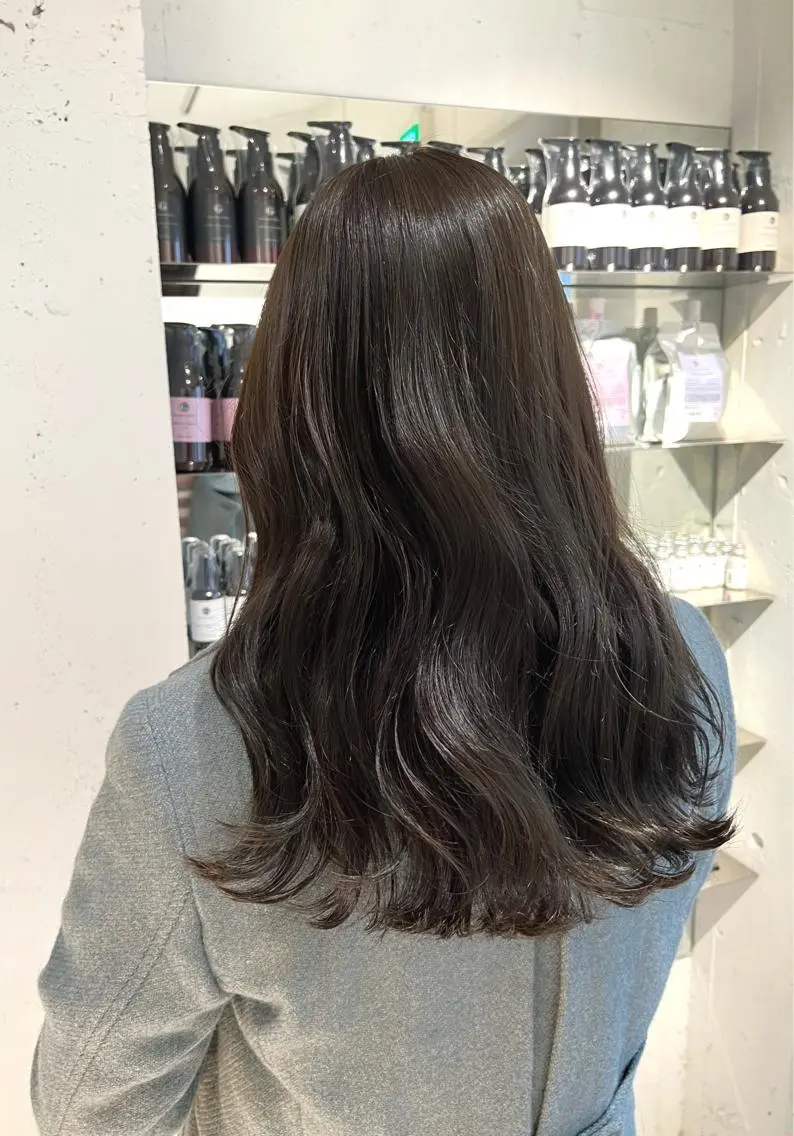 ロング カラー ヘアカラー トリートメント ヘッドスパ ヘアセット 艶くすみカラー /縮毛/川添桃花のヘアスタイル