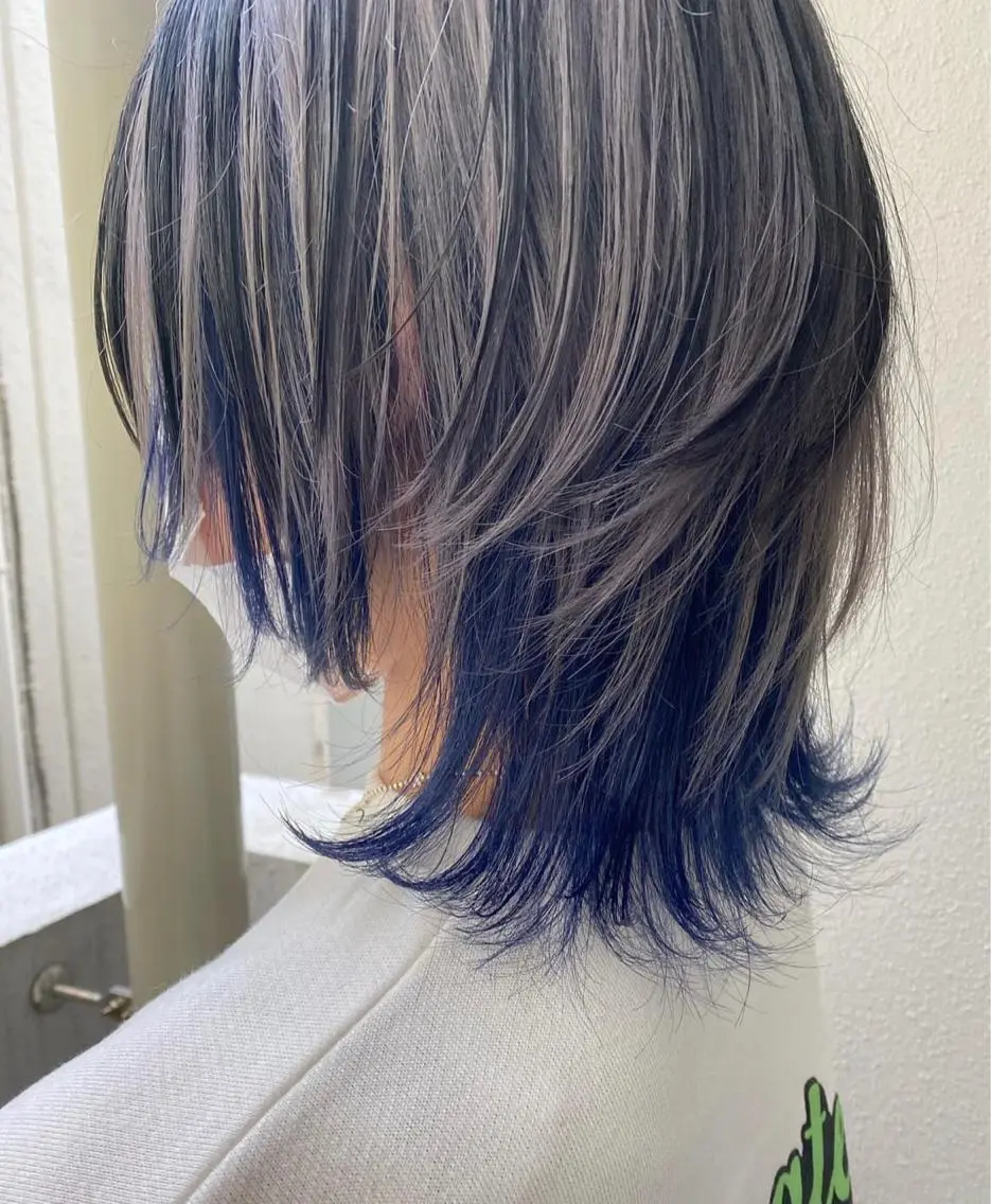 カラー ブルーカラー デザインカラー 中村 彩夏のヘアスタイル