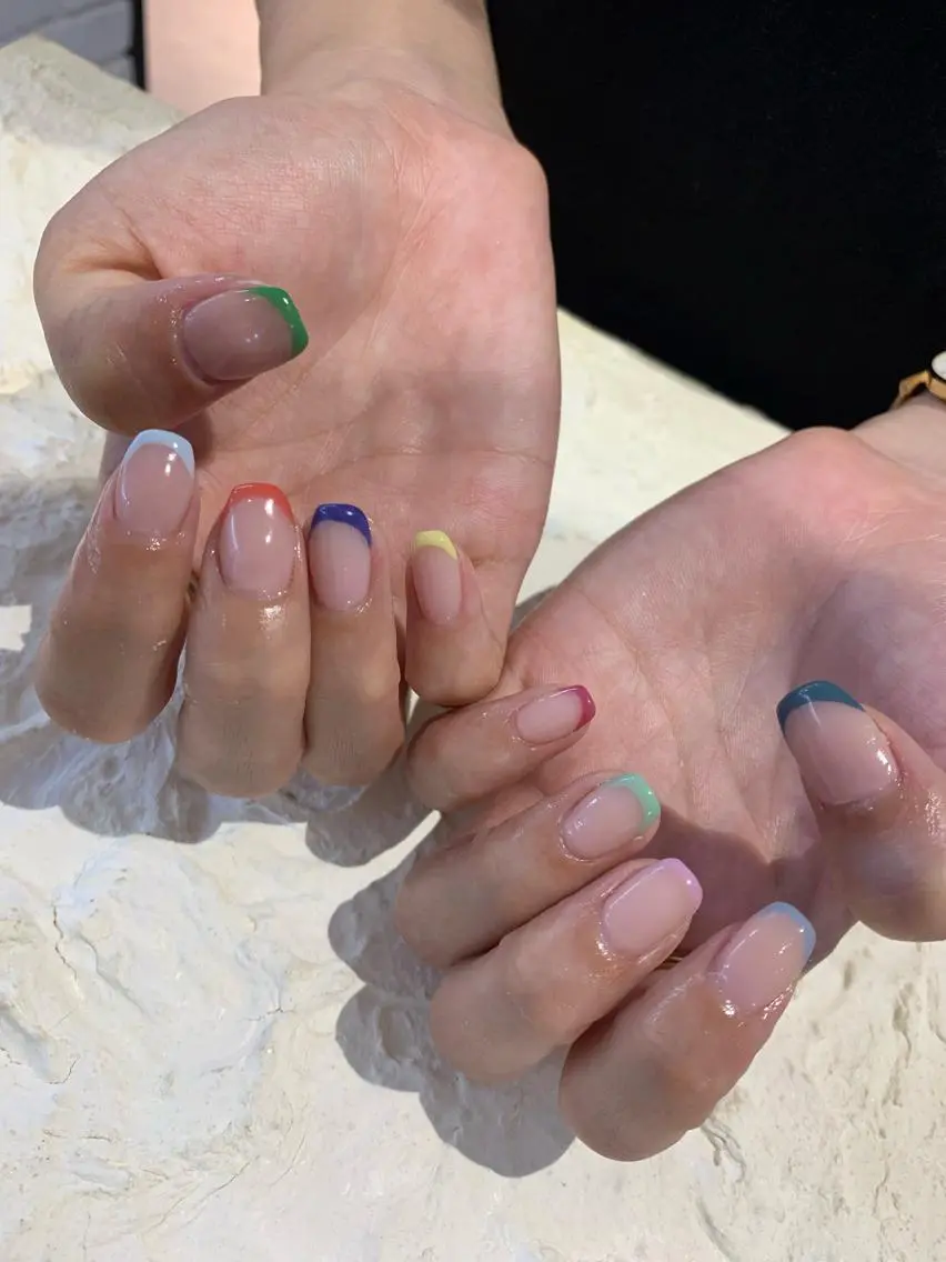 ネイル フレンチネイル マキノ ユイのネイルデザイン