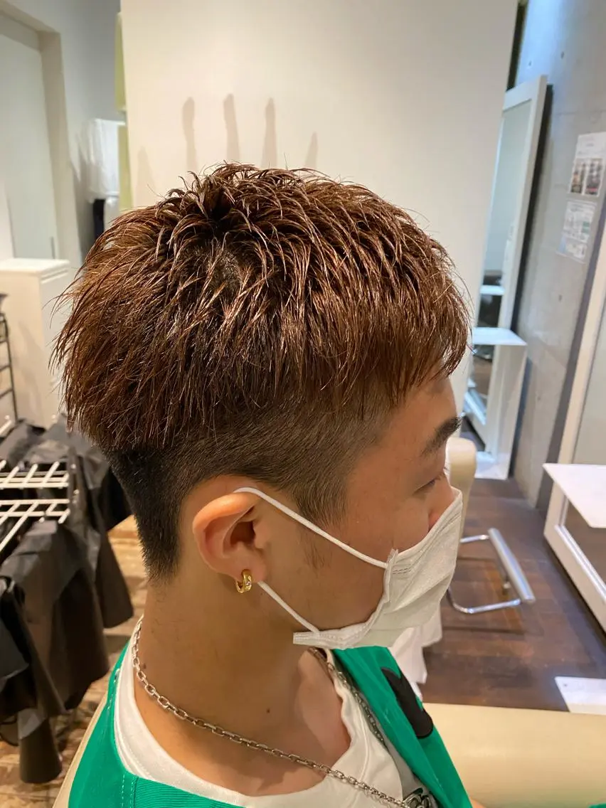 メンズ 大阪梅田 目片 素楽のヘアスタイル