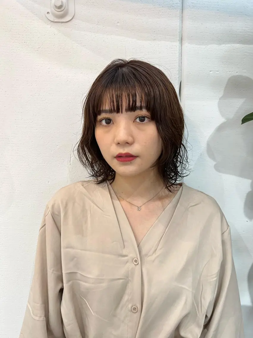 ミディアム カラー パーマ カット ヘアカラー 松坂 真衣のヘアスタイル