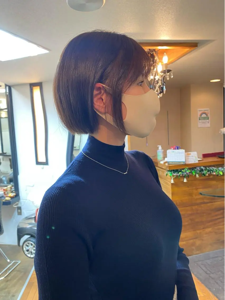 ショート カラー ベージュカラー ラベンダーカラー ボブ カット ヘアカラー トリートメント ボブ/縮毛矯正/ レイヤー/塚田のヘアスタイル