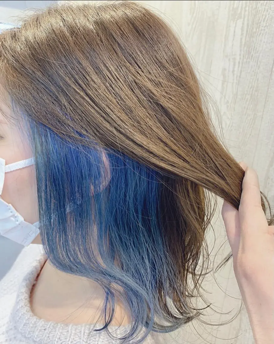 ミディアム カラー ヘアアレンジ ブルーカラー HUENEST アカデミーサロンのヘアスタイル