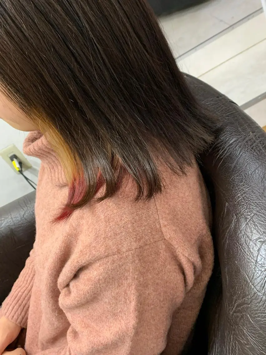 セミロング カラー R ri R takagiのヘアスタイル