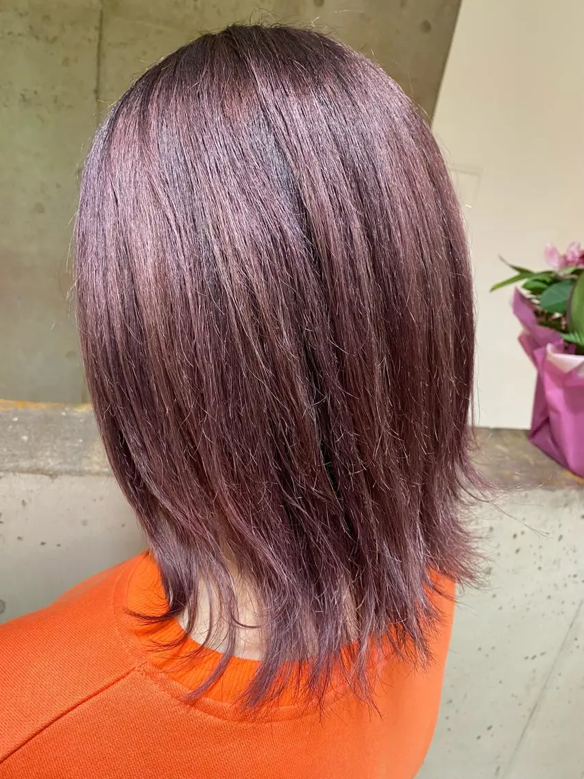ミディアム カラー ブリーチ パープルカラー ヘアカラー エクステ/ハイトーン /インナー礒野朱里のヘアスタイル