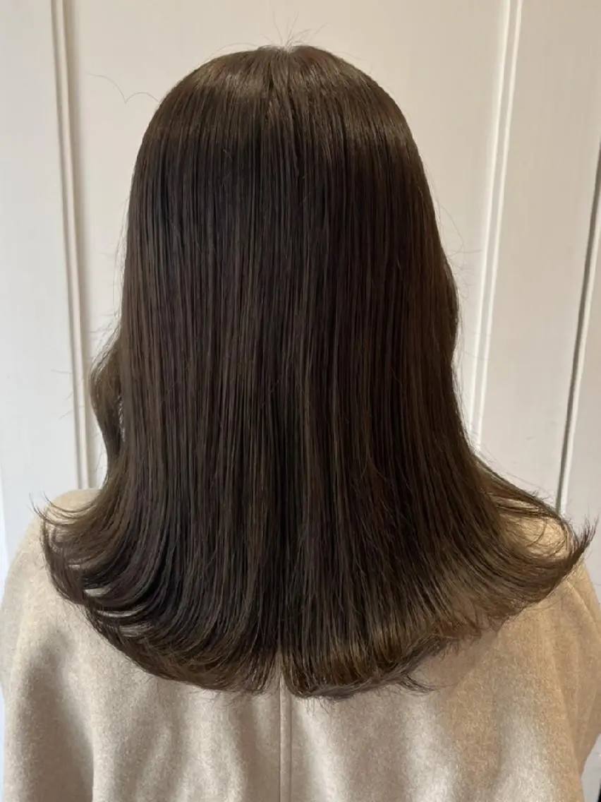 セミロング カラー ブラウンカラー 亀田 幸美のヘアスタイル