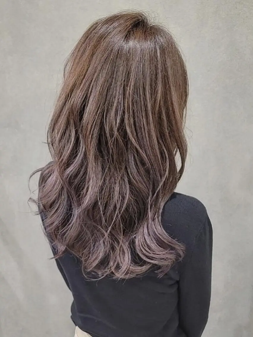 セミロング カラー まなほ|透明感カラー 🫧|高崎のヘアスタイル
