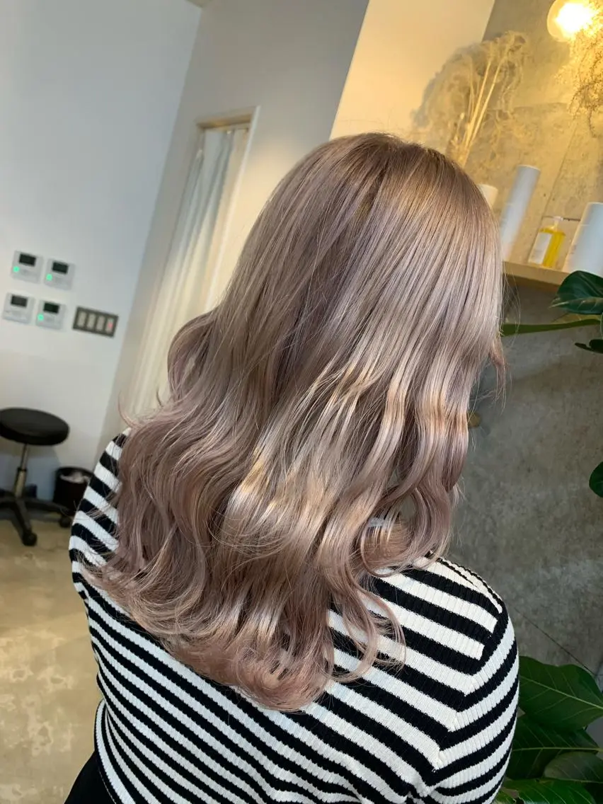 ロング カラー ヘアカラー トリートメント 天野 開のヘアスタイル