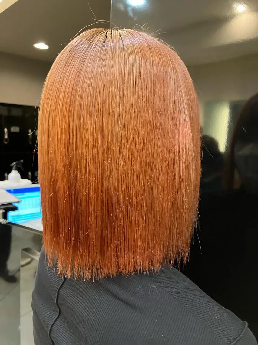 ミディアム yukari 艶髪ヘアのヘアスタイル