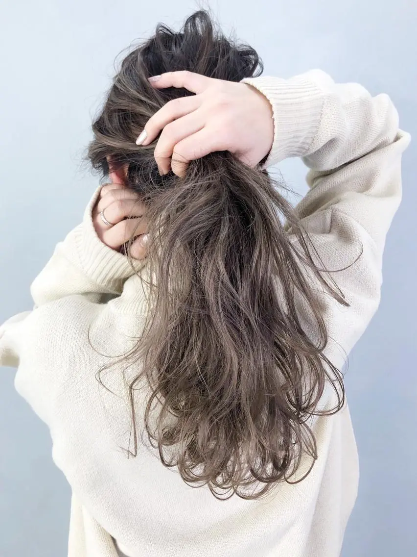 セミロング カラー パーマ ヘアアレンジ ハイライトカラー ハイライト ITbyALBUM 中野店のヘアスタイル