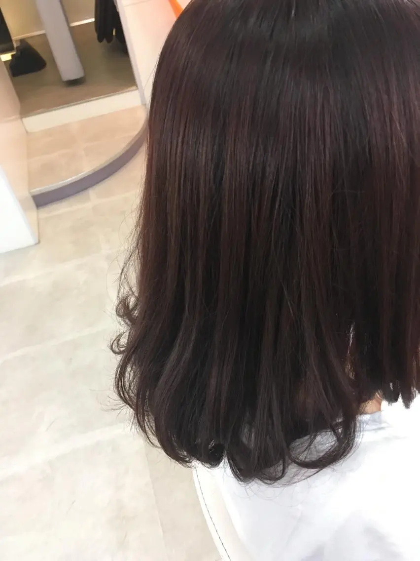 ミディアム セミロング カラー 髪質改善 中川 翔のヘアスタイル