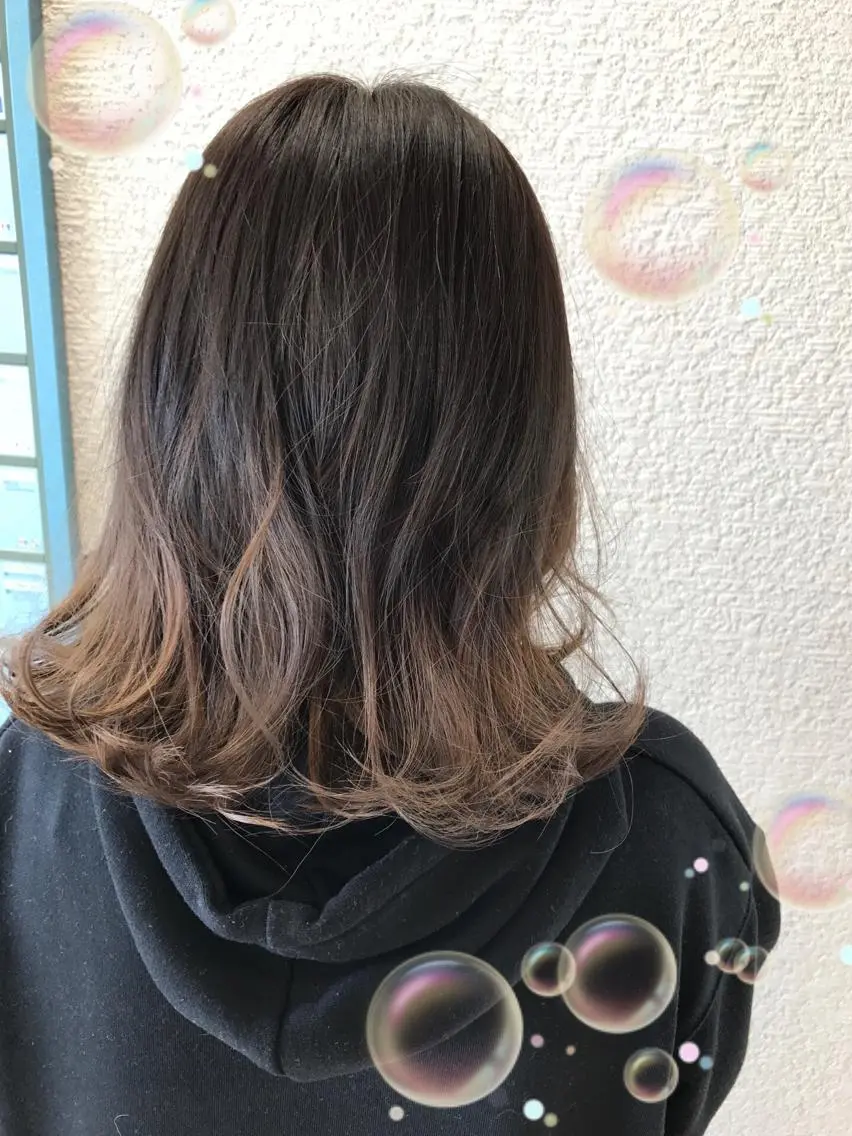 ミディアム カラー アッシュ ベージュカラー グラデーションカラー ボブ 卒業式のヘアスタイル 高橋恵🌈生え癖改善 ウルフ/レイヤーのヘアスタイル