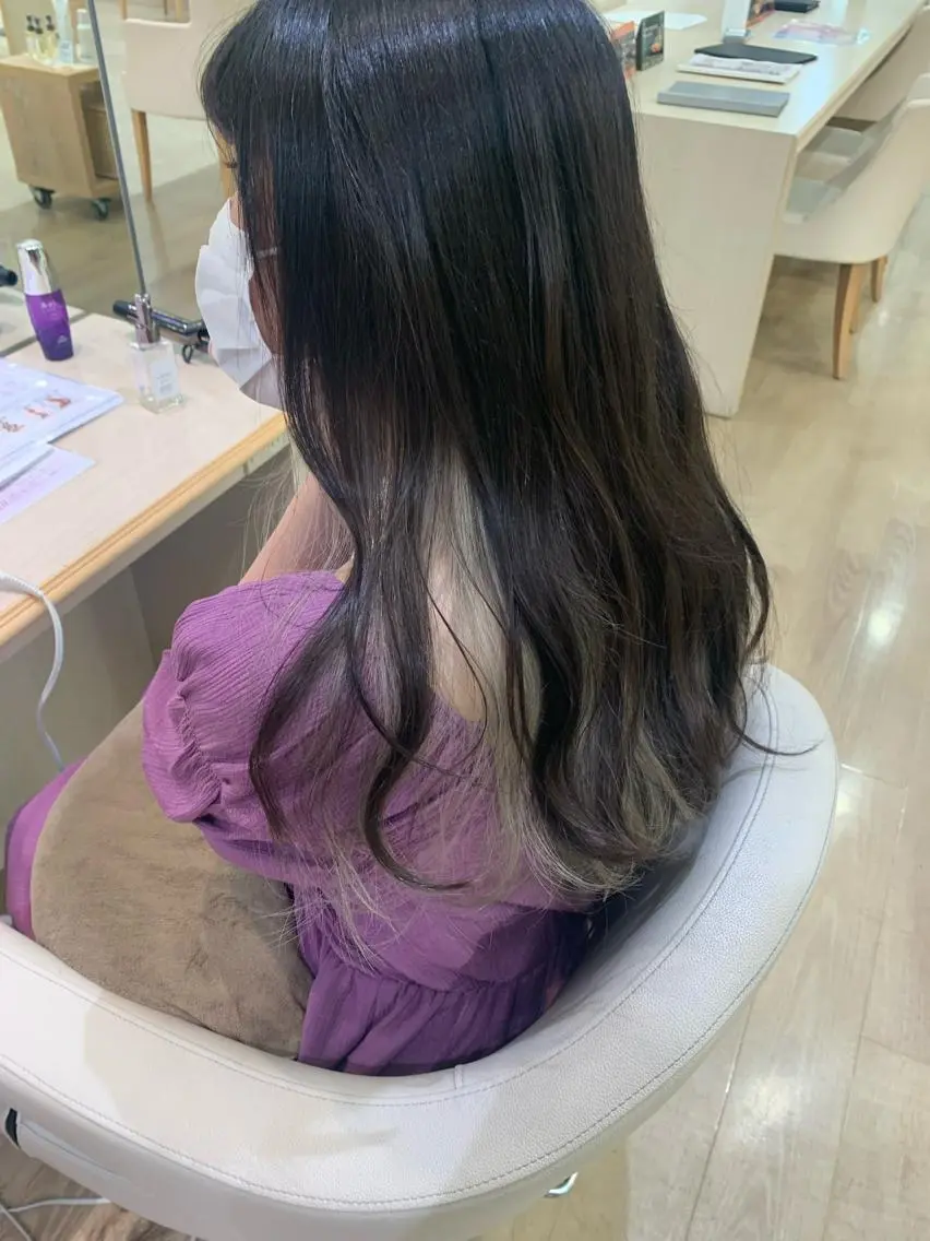 ミディアム カラー ヘアカラー トリートメント 暖色/ブリーチカラー 🎀 M i k uのヘアスタイル