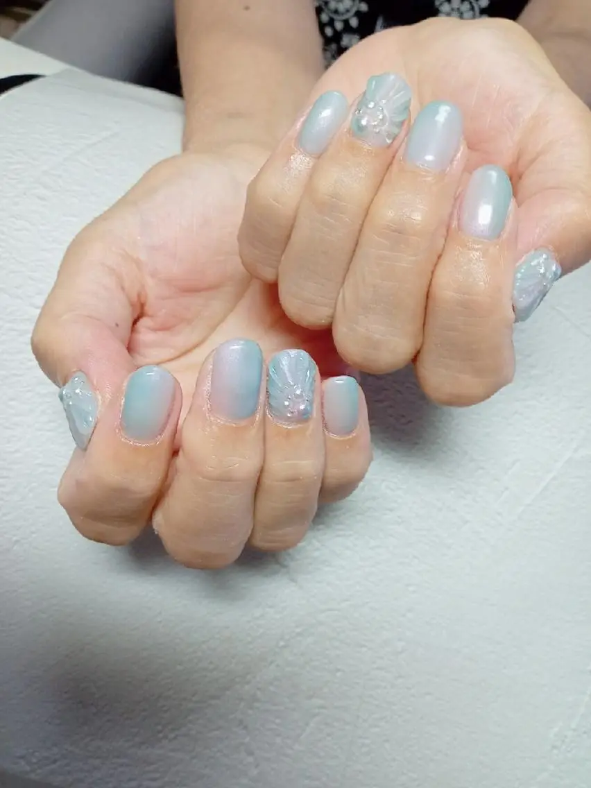 ネイル フットネイル フレンチネイル ジェルネイル ガラスフレンチ グラデーション ハンドネイル flure de neige yukiのネイルデザイン