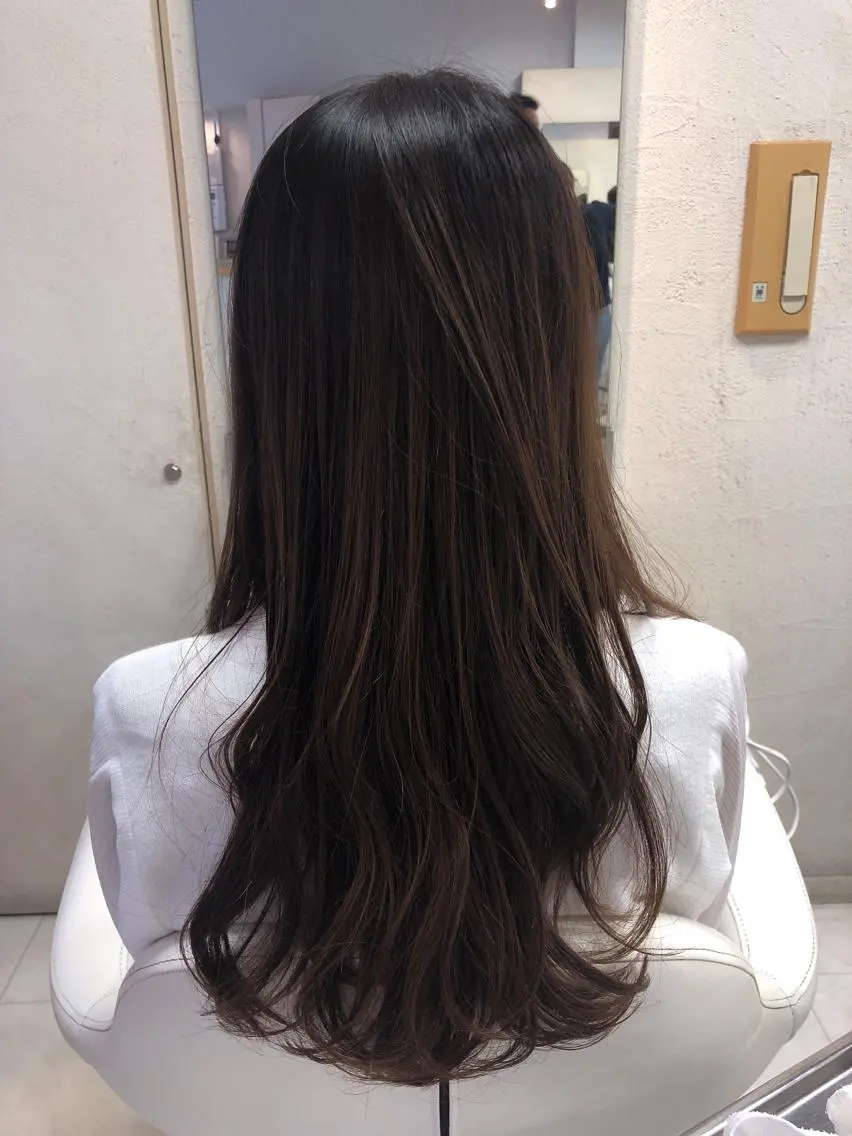 ロング レイヤーカット カット トリートメント 阿部 美咲のヘアスタイル