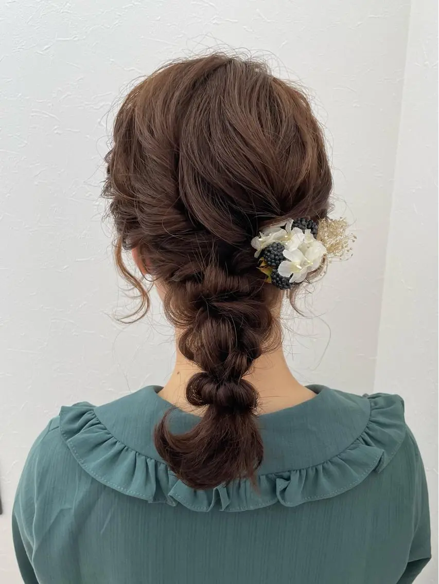 ミディアム ヘアセット 中山 郁恵のヘアスタイル