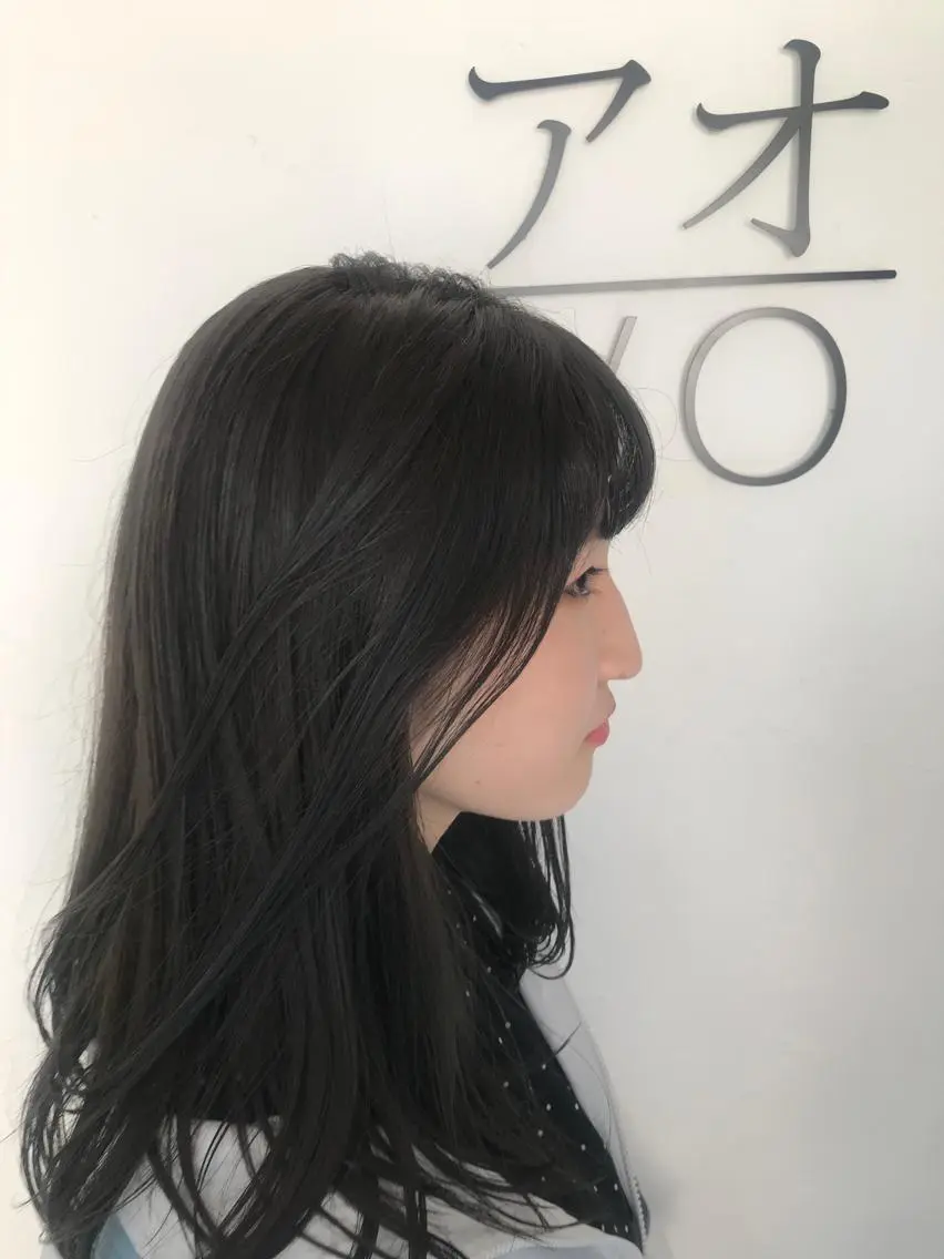 カラー アッシュ イルミナカラー 💓パーマ，💗 レイヤーカットのヘアスタイル