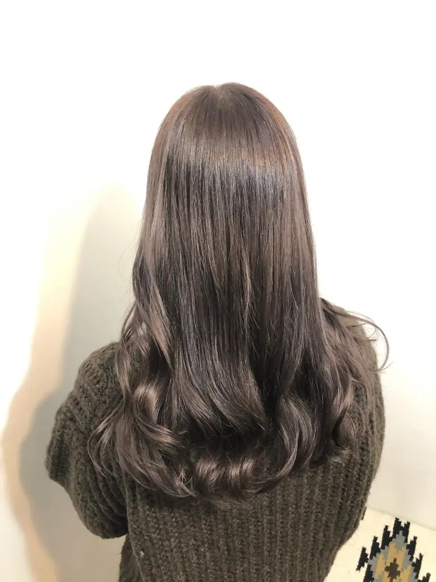 ロング カラー ヨシンモリ カット ヘアカラー 女性リピ90%🍨 🩷佐藤みずきのヘアスタイル