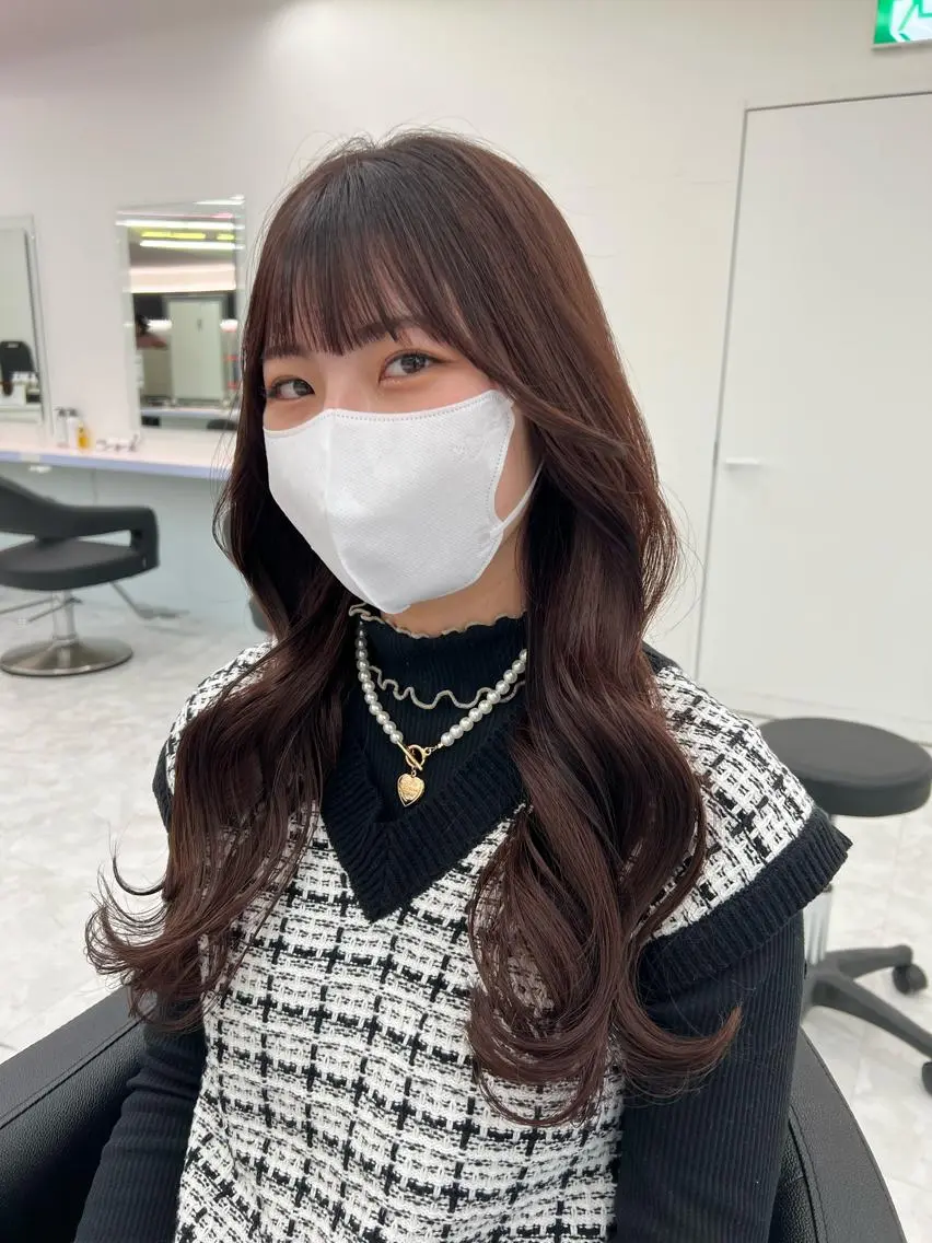 セミロング カラー パーマ ヘアアレンジ メンズ キッズ ネイル マツエク・マツパ アイブロウ KANAMI 🌏のヘアスタイル