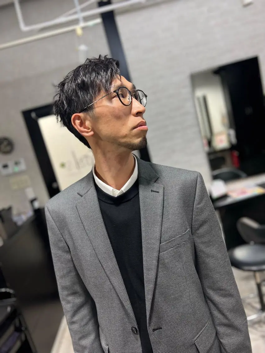 パーマ メンズ マッシュ メンズパーマ ツイストスパイラルパーマ ツーブロック スパイラルパーマ カット 伊藤 早人のヘアスタイル