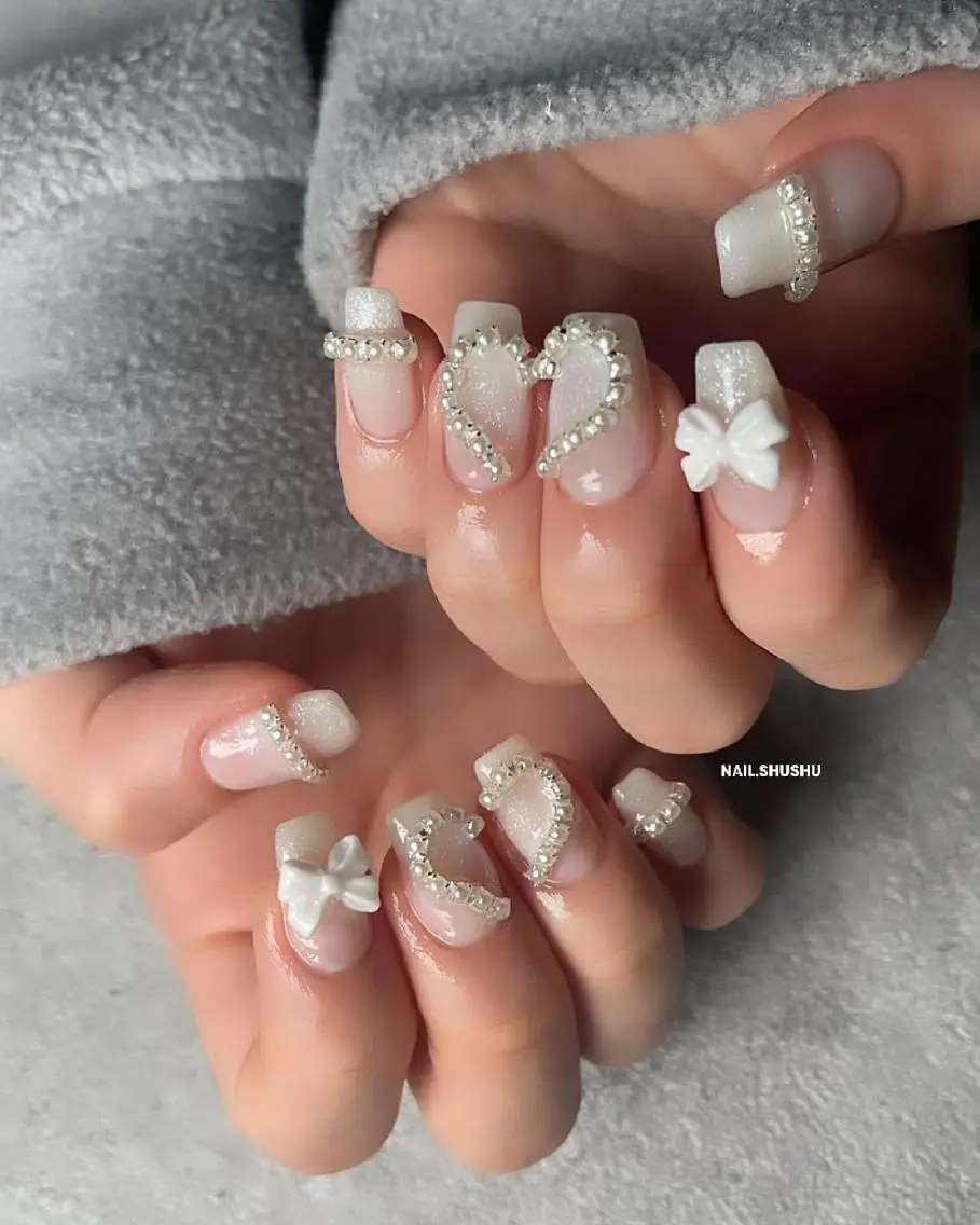 ネイル 持ち込み ニュアンスネイル オフィスネイル ワンカラーネイル シンプルネイル 3dパーツ/流行り 👧shushu❤️のネイルデザイン