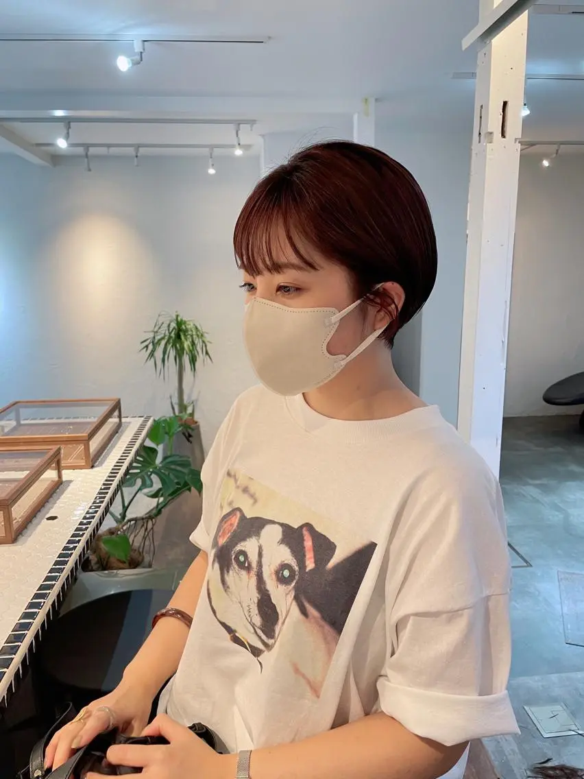 ショート カラー 高橋 愛美のヘアスタイル