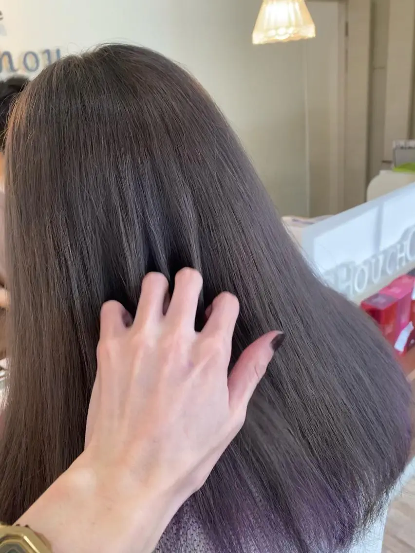 カラー SALOWIN栄 高須大貴のヘアスタイル