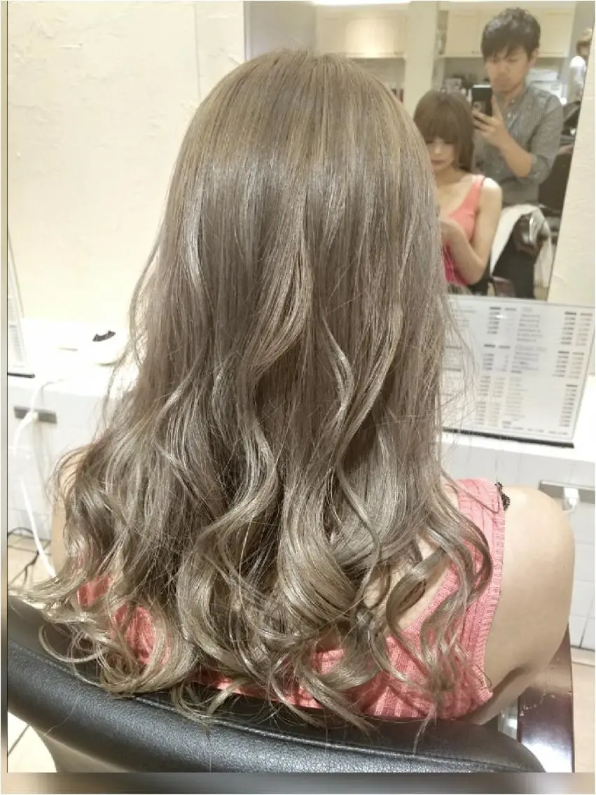 セミロング カラー ヘアアレンジ ベージュカラー 【髪質改善美容師】t occa茨木篠原健太のヘアスタイル