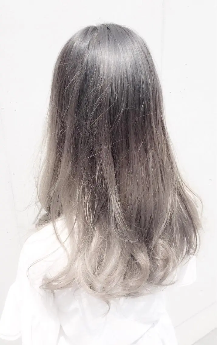 カラー ブリーチ ヘアカラー トリートメント ヘッドスパ グレージュ/髪質改善 Yamato.hのヘアスタイル