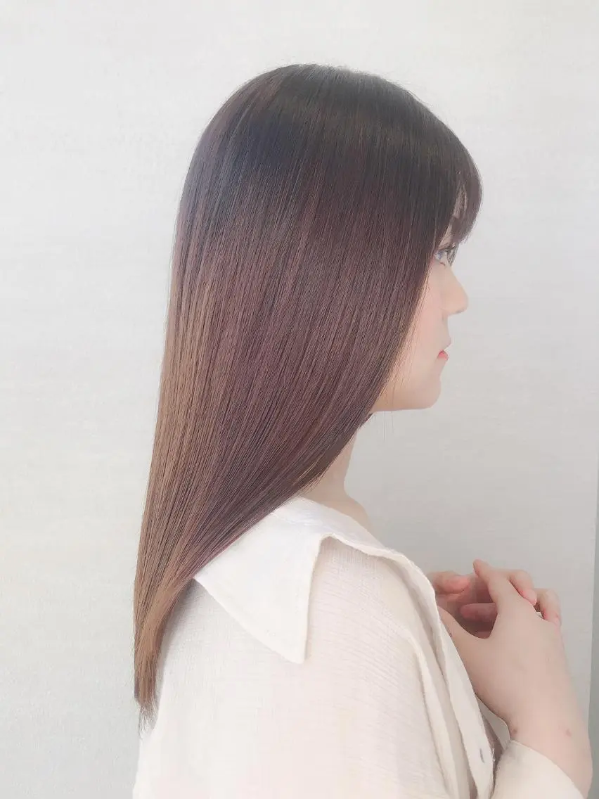 セミロング 川瀬 由詩のヘアスタイル