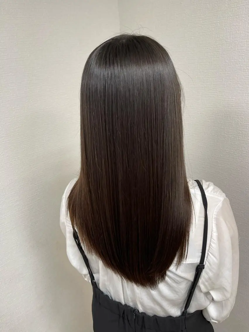 ロング パーマ ストレートパーマ 三浦 聖泉のヘアスタイル